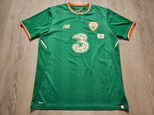 Mens New Balance Republic of Ireland Home football shirt 17/18 Size L for sale on Ebay