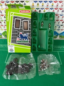 Subbuteo Hasbro (LW) Premier League Team – NEWCASTLE UNITED - Ref: 63727 for sale on Ebay