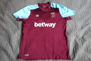 West Ham home football shirt 17/18 2XL for sale on Ebay