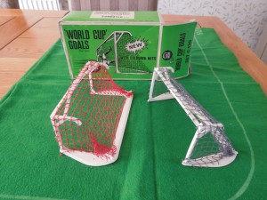 HW SUBBUTEO FOOTBALL  SET C130 C 130 A PAIR OF 2 WORLD CUP GOALS BOXED EXCELLENT for sale on Ebay