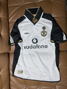 Manchester United Centenary  Shirt 2001/2002 Umbro. Size Large. Reversible. Mens for sale on Ebay