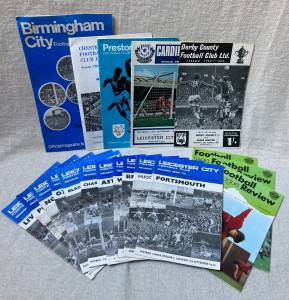 BULK (16) Leicester City football programmes 1969-70 Div 2 - various home & away for sale on Ebay