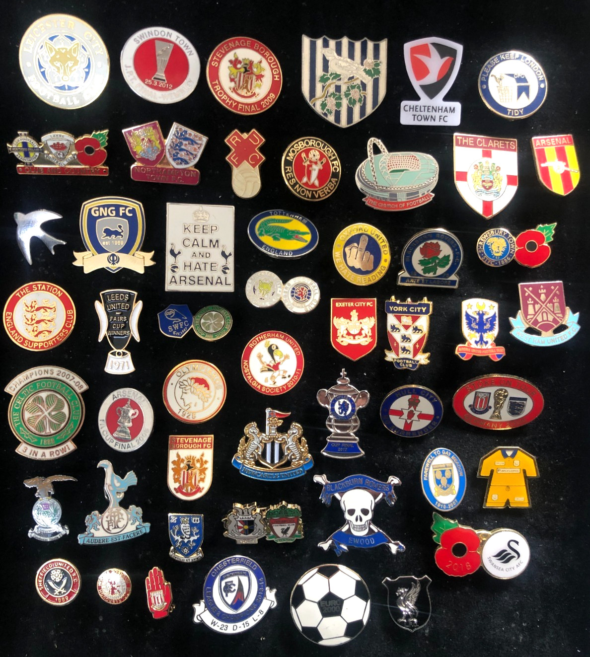 JOB LOT COLLECTION OF 50 ASSORTED-MIXED FOOTBALL TEAM ENAMEL PIN BADGES for sale on Ebay