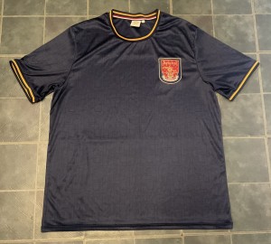 ARSENAL T-SHIRT BRAND NEW ARSENAL T SHIRT SIZE X-LARGE (Official Club Shop) for sale on Ebay