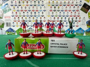 Boxed Subbuteo (LW) Team – CRYSTAL PALACE & BAYER VERDINGEN - Ref: 701 for sale on Ebay