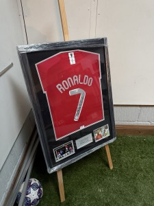 Cristiano Ronaldo Hand signed 08 Manchester United Home Shirt Beckett Witnessed for sale on Ebay
