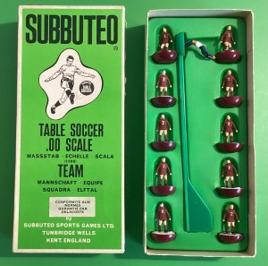 Vintage DELACOSTE Heavyweight Subbuteo Team “TORINO” Ref: 657.702 for sale on Ebay