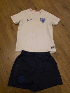 Kids Nike England Football Kit Age 5-6 for sale on Ebay