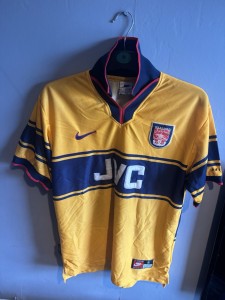 Original Arsenal Football Shirt 1997/99 for sale on Ebay