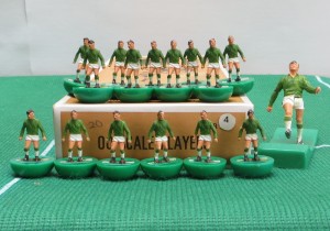 SUBBUTEO HW RUGBY TEAM REF 4 IRELAND, IN ORIGINAL NUMBERED BOX WITH GOAL KICKER. for sale on Ebay