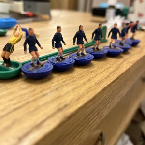 Subbuteo Chelsea team 8 players and a goal keeper for sale on Ebay