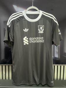 Liverpool FC Adidas 25/26 3rd Kit Keeper In Large Excellent Condition.Worn Once for sale on Ebay