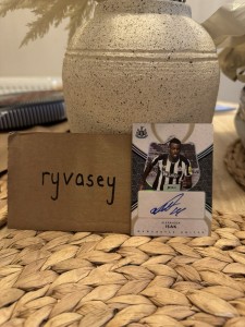 2024-25 Daka Newcastle - Alexander Isak Autograph 16/37 for sale on Ebay