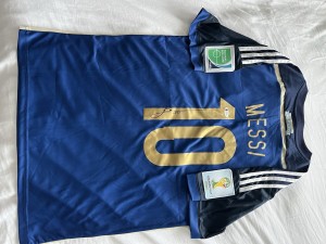 Lionel Messi Argentina Hand-Signed Shirt Beckett In-Person Witnessed Stickered for sale on Ebay
