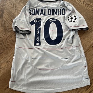 Ronaldinho hand signed Barcelona Away shirt with Beckett authentication  for sale on Ebay