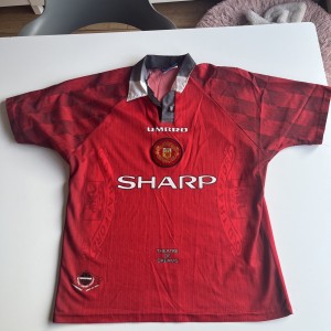 Vintage Manchester United Umbro Sharp Home Football Shirt Official 96/98 medium for sale on Ebay