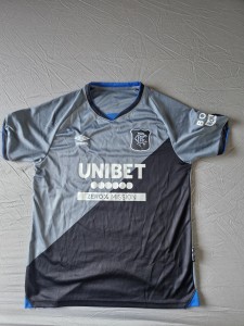 Glasgow Rangers 25/26 3rd Shirt Umbro XL for sale on Ebay