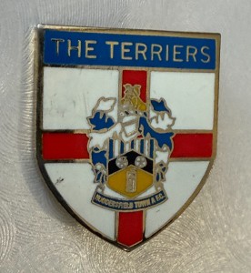 HUDDERSFIELD TOWN FC , The Terriers Club Badge , Collectable Badge for sale on Ebay