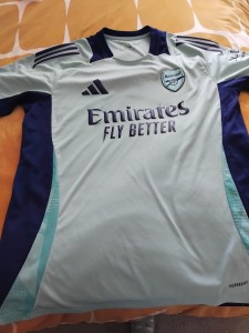 Mens Arsenal Top, Size Large for sale on Ebay