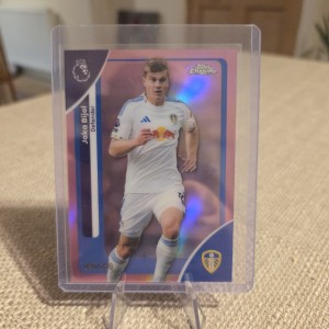 Topps Premier League Chrome Jaka Bijol /250 Pink Refractor Leeds United 2025 for sale on Ebay