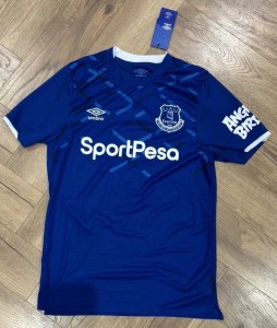 Everton Umbro 2019/2020 Home Shirt - Size Adult Medium Calvert Lewin #9 for sale on Ebay