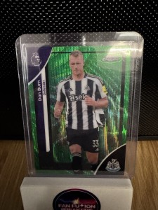 Topps Premier League 2025/2026 Dan Burn Newcastle United 04/99 Green Parallel for sale on Ebay