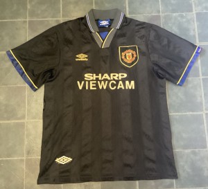 Vintage Manchester UnitedBlack/Gold Away Shirt 93-95 (Original) Size L for sale on Ebay