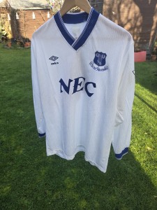 Everton football away shirt long sleeve 3rd Jersey umbro 1992/93 vintage M/L 90s for sale on Ebay