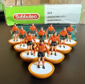 Subbuteo Lightweight Ref 023 Bradford city - Good Condition for sale on Ebay