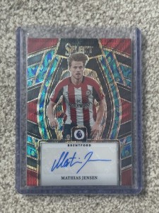 🔥 Mathias Jensen Brentford Peacock Auto - Premier League Select 23/24 🔥 for sale on Ebay