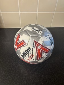 RARE CRYSTAL PALACE MULTI SQUAD SIGNED FA CUP FINAL BALL *COA CPFC for sale on Ebay