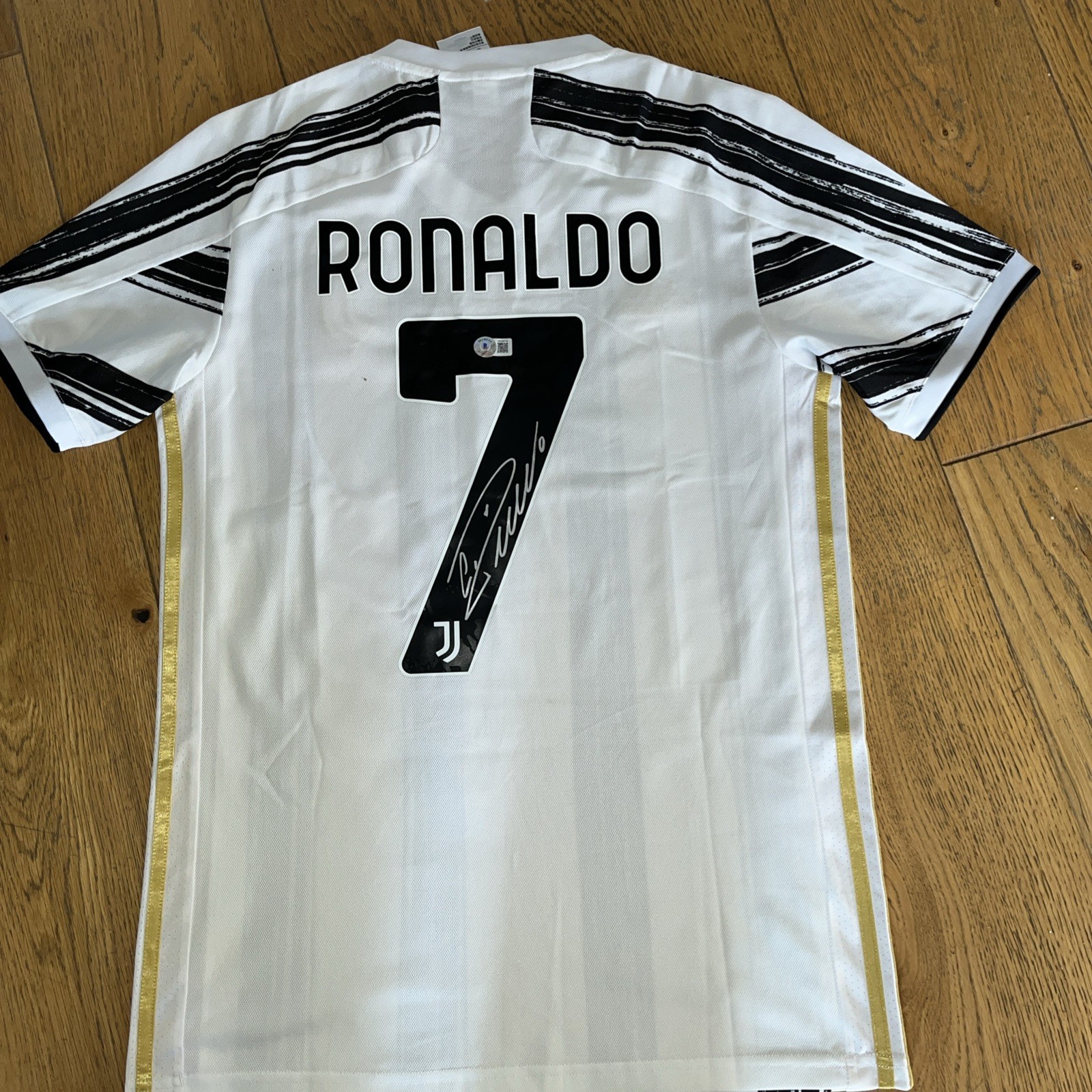 CRISTIANO RONALDO Signed Autographed Juventus CR7 Jersey Beckett witnessed for sale on Ebay