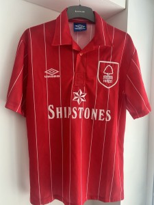 Nottingham Forest Football Shirt Medium for sale on Ebay