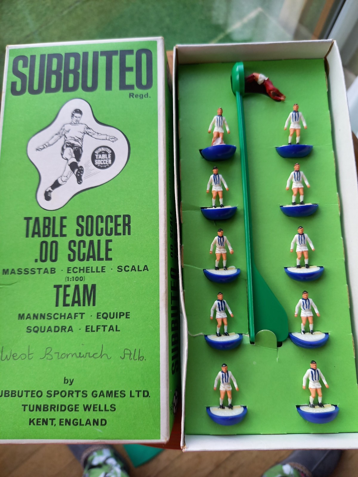 VINTAGE 1970s SUBBUTEO C100 HW HEAVYWEIGHT TEAM Ref 3 WEST BROMWICH ALBION  for sale on Ebay