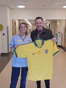 1997 Brazil Football Shirt Signed by Pelé for sale on Ebay