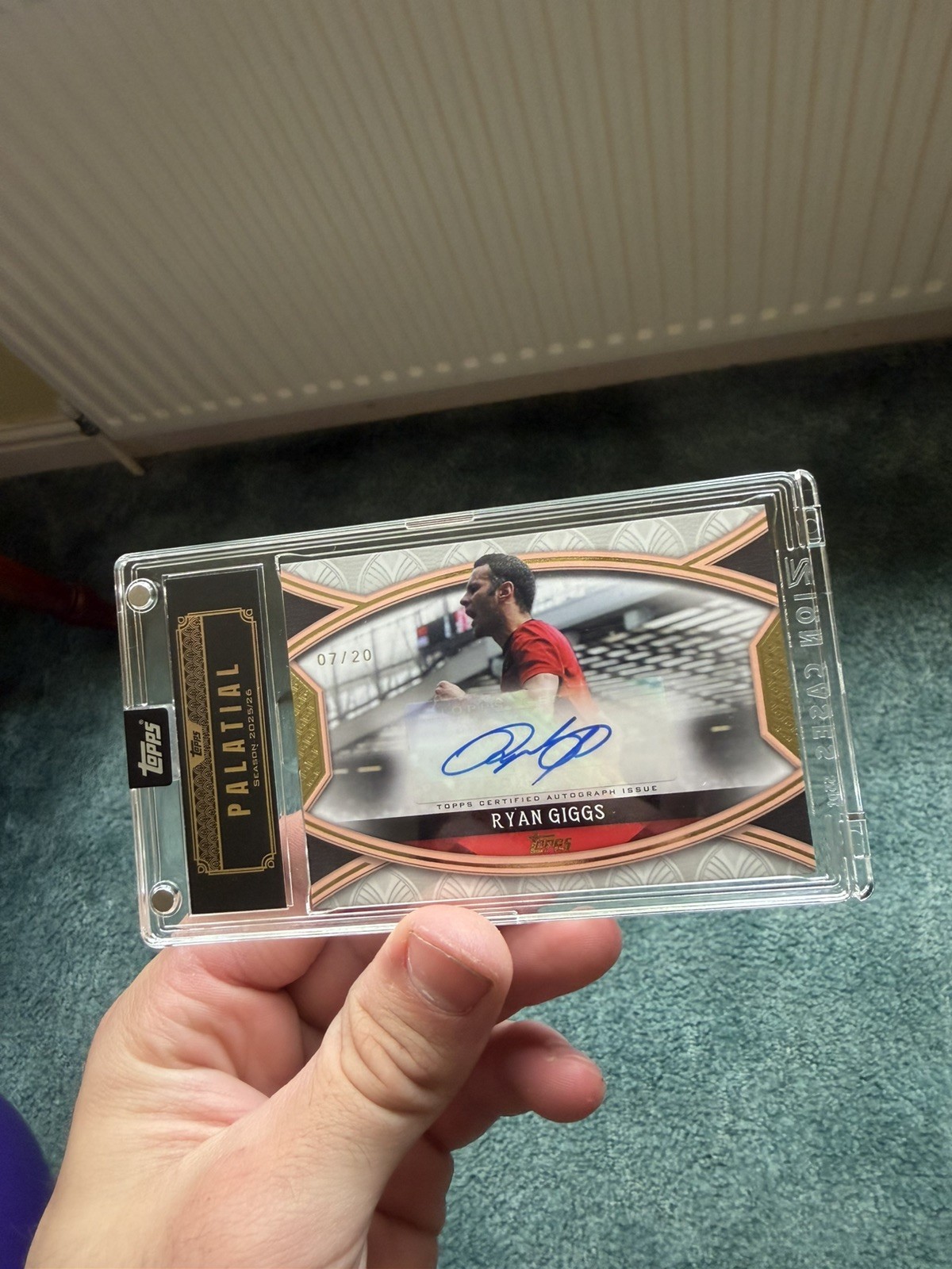 Topps Palatial Manchester United Ryan Giggs /20 Auto Stretford end ovation  for sale on Ebay