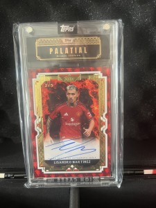 Topps Manchester United Palatial Lisandro Martinez On Card Auto /5 color match for sale on Ebay