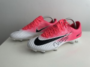 Nike Murcurial ACC Willian Chelsea Personal Unused Boots signed   for sale on Ebay