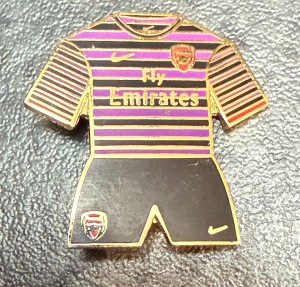Arsenal Football Kit badge 2012-13, Arsenal FC shirt badge, Collectable Badge for sale on Ebay