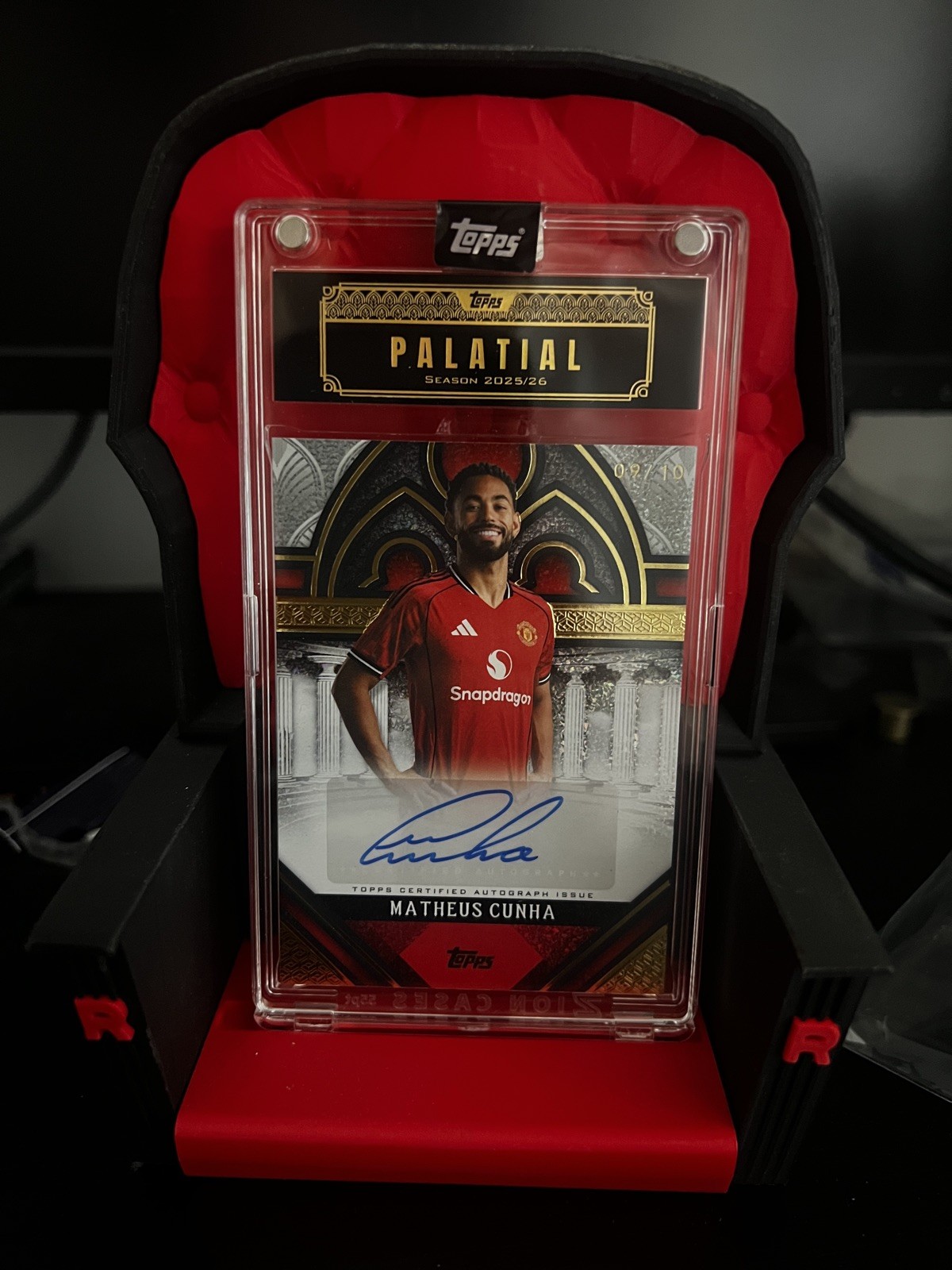 Topps 2025-26 Manchester United Palatial Pose - Matheus Cunha Auto 9/10  for sale on Ebay