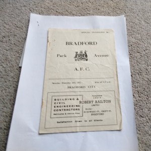 Bradford Park Avenue v Bradford City Football Programme 15/12/1951. for sale on Ebay