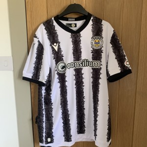 Authentic St Mirren Fc 2025/2026 Home Football Shirt Mens Size Xl Printed Mooney for sale on Ebay