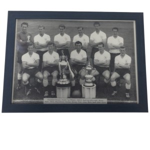 Framed Tottenham Hotspur 1960 61 Double Cup Winners Photo 13 x 9