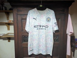 Puma Manchester City 2020-2021 third football shirt paisley pattern XXL for sale on Ebay