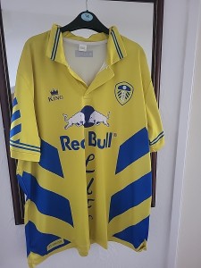 Leeds United 2xl Football Shirt for sale on Ebay