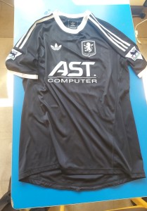 Aston Villa 3rd Goalkeeper SHIRT 25/26  BOSNICH 1 RARE RETRO EPL PATCH BLACK xl for sale on Ebay
