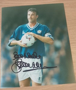 Superb Hand Signed Steve Walsh Leicester City Legend 10x8