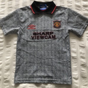 Umbro Authentic Vintage Manchester United Away 95/96 - Kids 6-7yrs for sale on Ebay