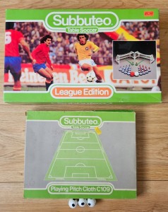 Subbuteo - League Edition/Pitch/Balls - Unused - 70s/80s? - Boxs have minor wear for sale on Ebay