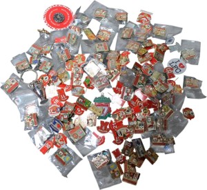 Collection Liverpool Fc Pin Badge Bundle Job Lot Player Numbers Crests Keyring for sale on Ebay